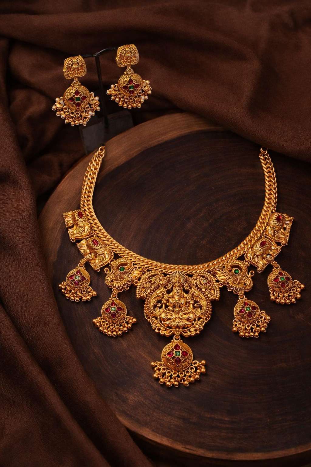 Traditional Gold-Tone Necklace & Bangle Set